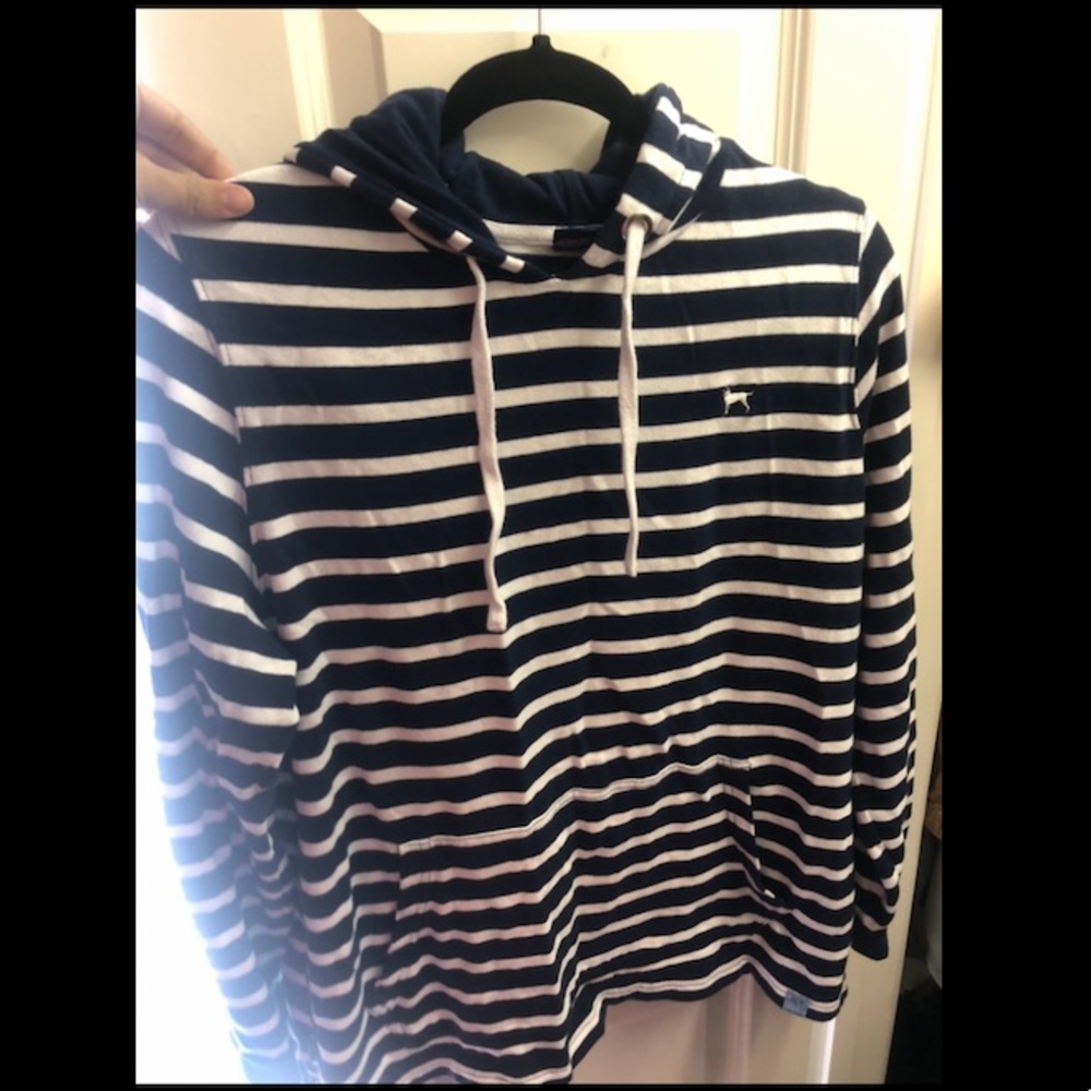 Navy blue striped the black dog sweatshirt size L
